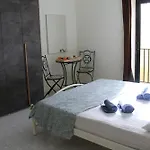 Le 3 Isole - Guest In Family Home,