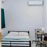 Le 3 Isole - Guest In Family Home, Marsaskala