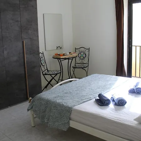 Le 3 Isole - Guest In Family Home,
