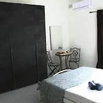 Le 3 Isole - Guest In Family Home, 3* Marsaskala